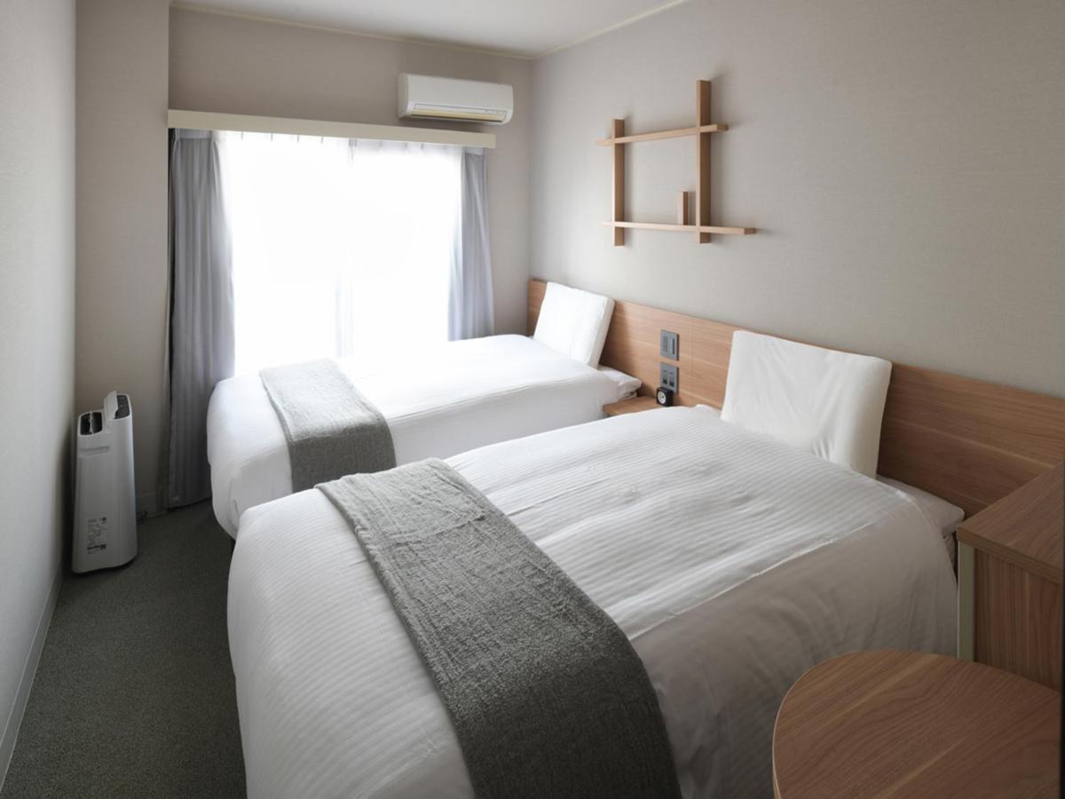 Vessel Inn Asakusa Tsukuba Express Tokyo Exterior photo